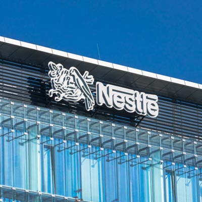 Nestlé share dividend and yield