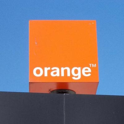 Orange's revenue and market capitalization